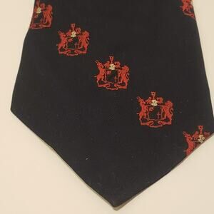 Vintage Embosed Navy Tie w/ Coat of Arms Diagonal Feat. 4wX57l #50R.